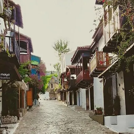 Ates Kaş