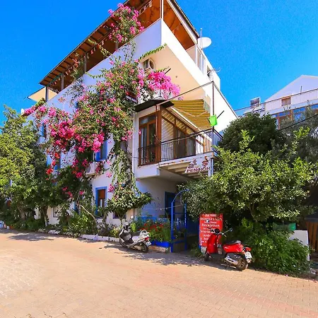 Ates Ostello Kaş