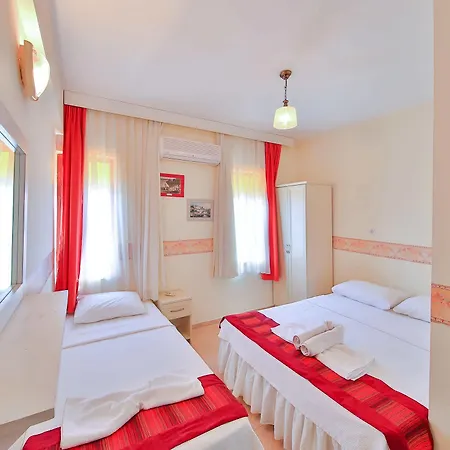 Ates Ostello Kaş